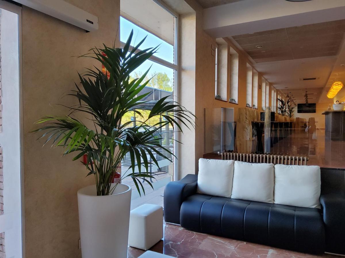Hotel Marqués de Aguilar Aguilar de Campóo Exterior foto